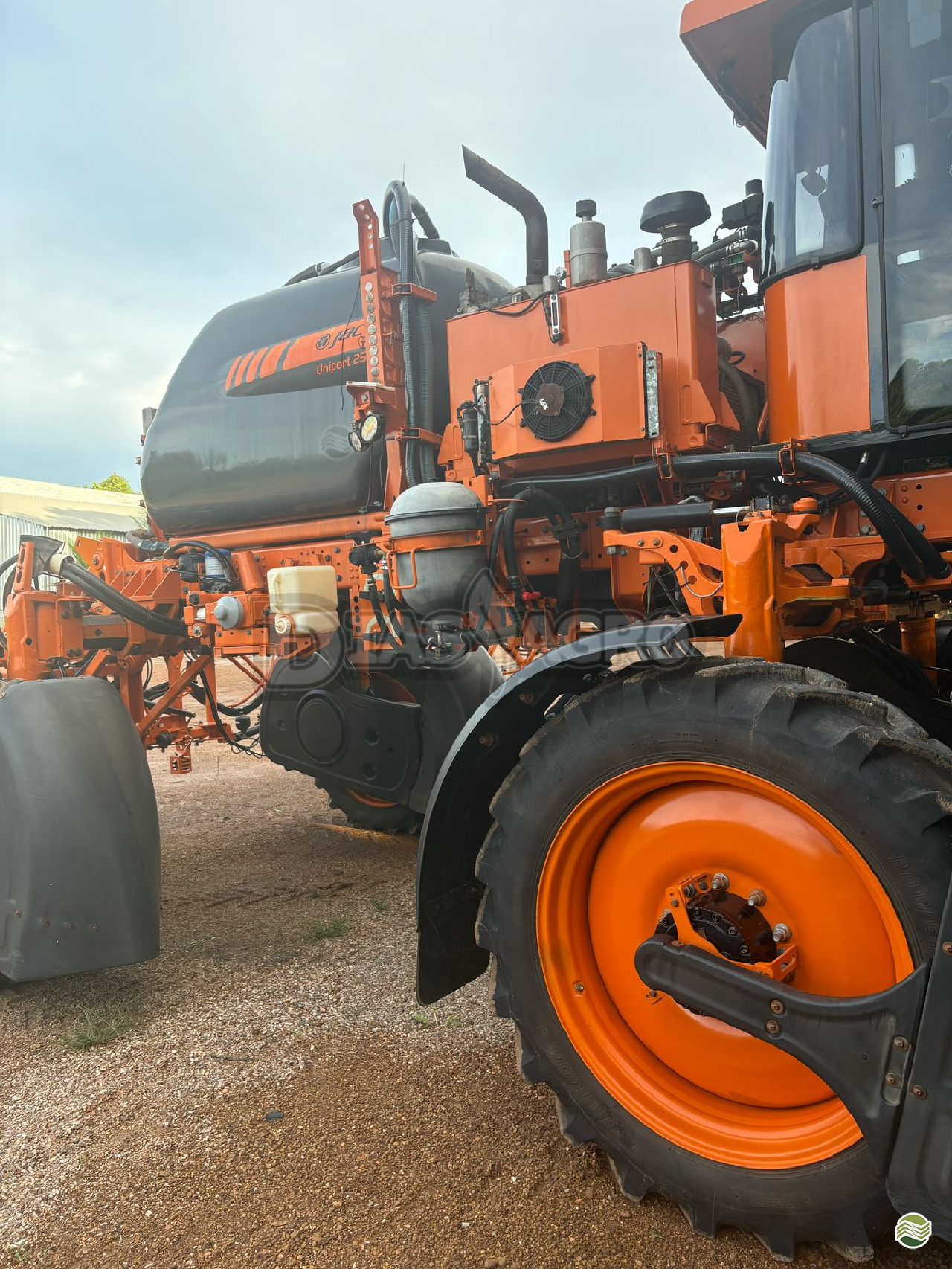 PULVERIZADOR JACTO UNIPORT 2530 Tração 4x4 Dias Agro - Jacto LUCAS DO RIO VERDE MATO GROSSO MT